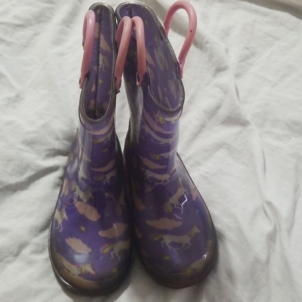 Girl rain boots